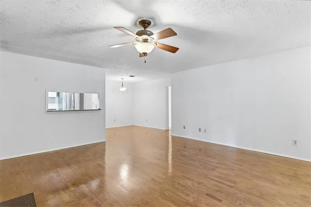 1011 Summit North Drive NE #1011 Atlanta, GA 30324