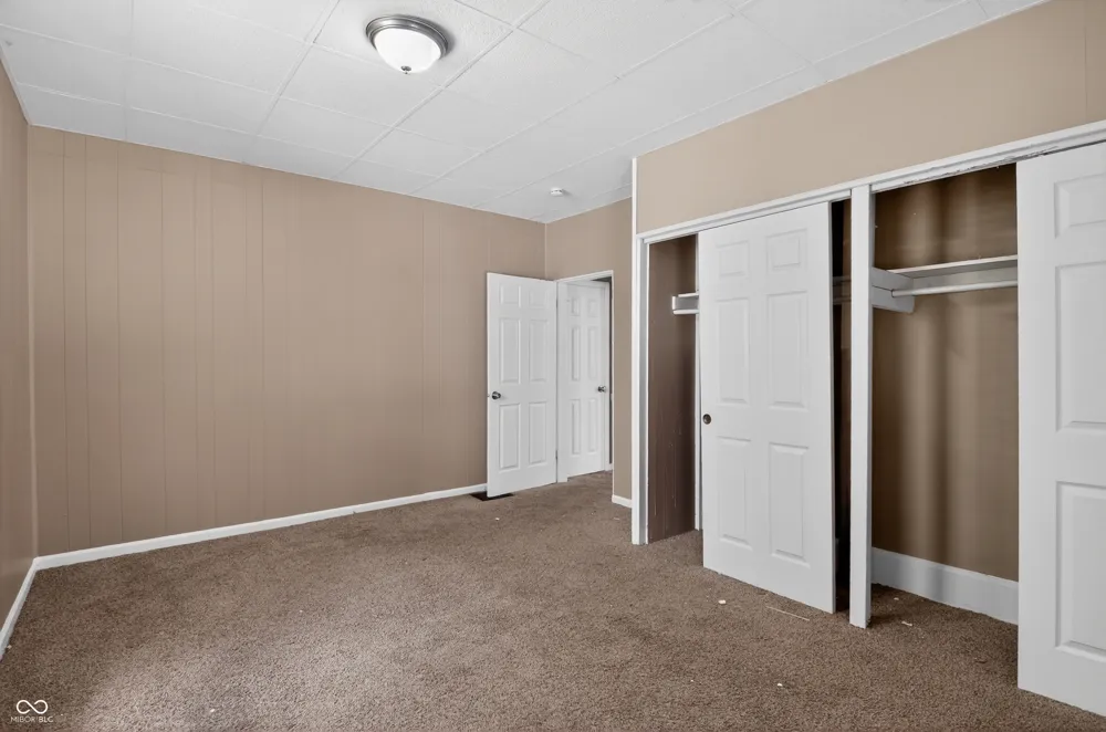 91 4th Avenue Beech Grove, IN 46107