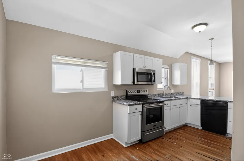 91 4th Avenue Beech Grove, IN 46107