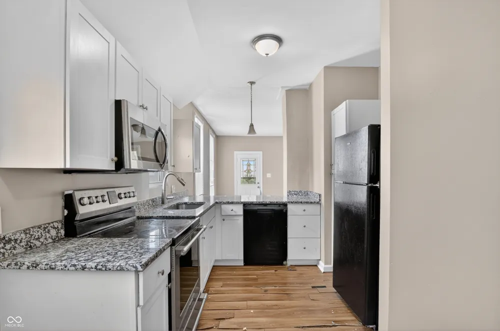 91 4th Avenue Beech Grove, IN 46107