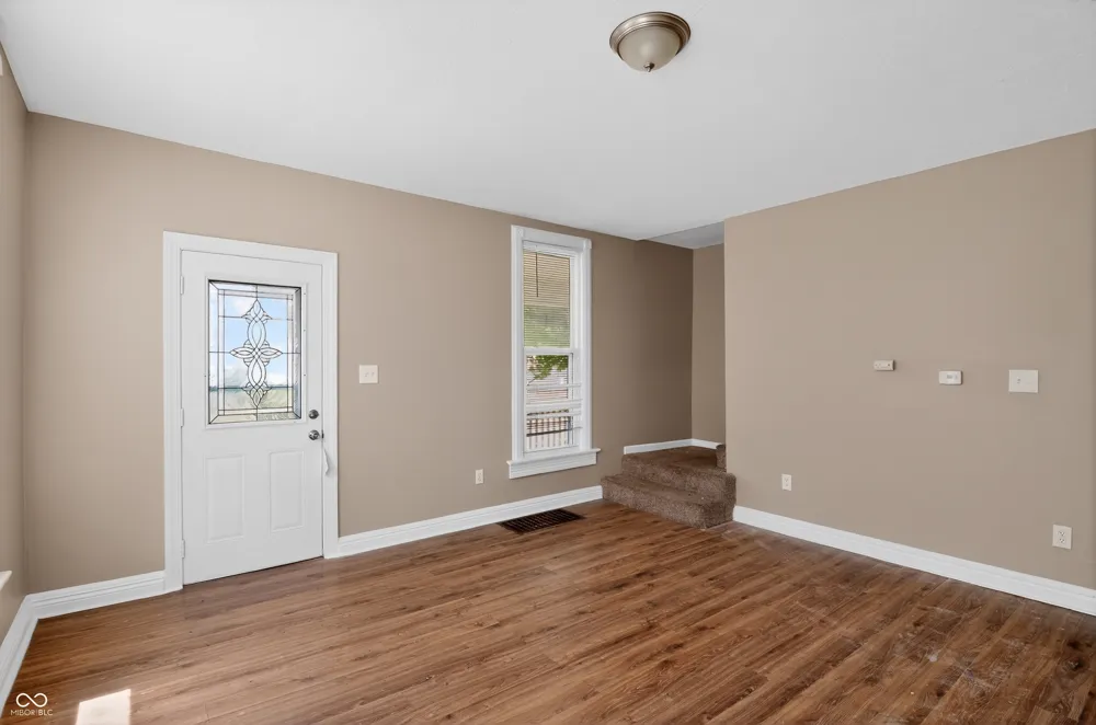 91 4th Avenue Beech Grove, IN 46107