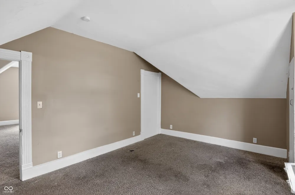 91 4th Avenue Beech Grove, IN 46107