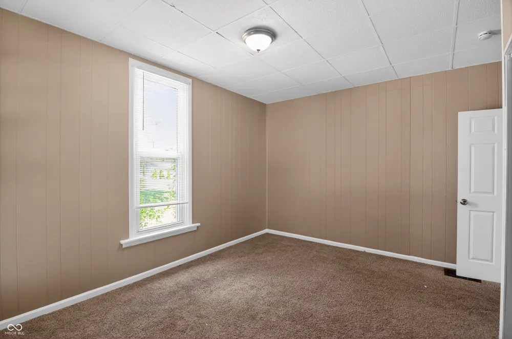91 4th Avenue Beech Grove, IN 46107