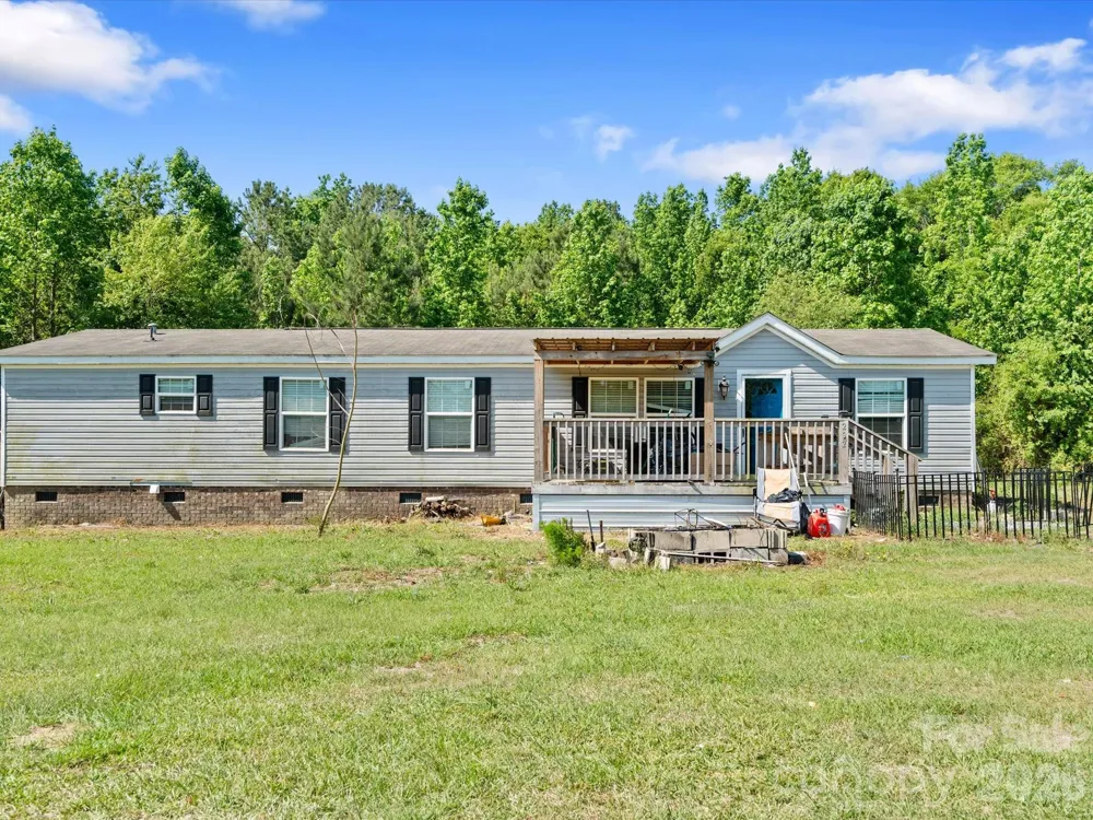292 Longhorn Lane Cheraw, SC 29520