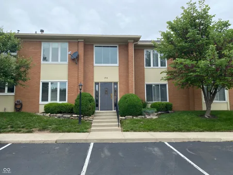 354 Hunters Lane #APT C