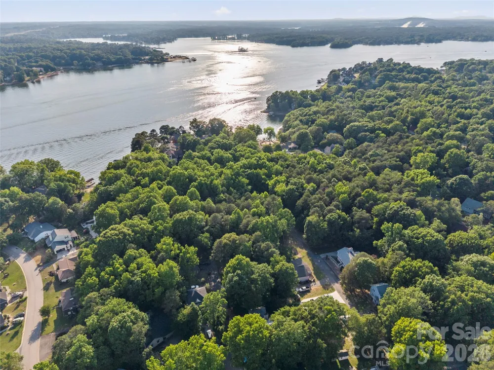 3072 Point Clear Drive Tega Cay, SC 29708