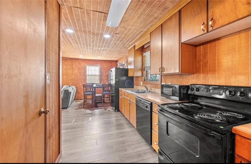 95 farmers academy Road Martin, GA 30557