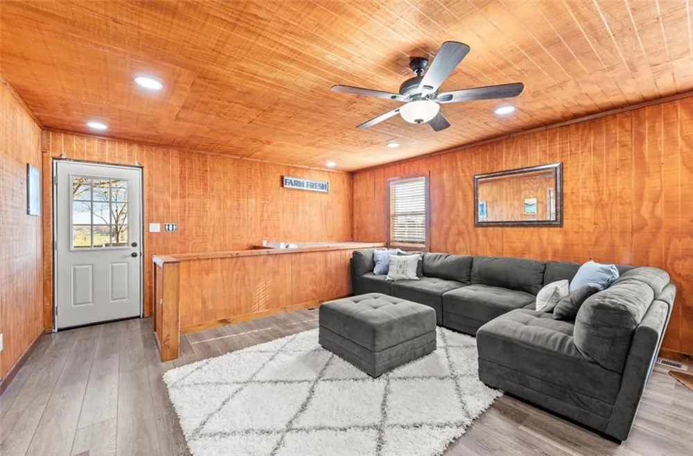 95 farmers academy Road Martin, GA 30557