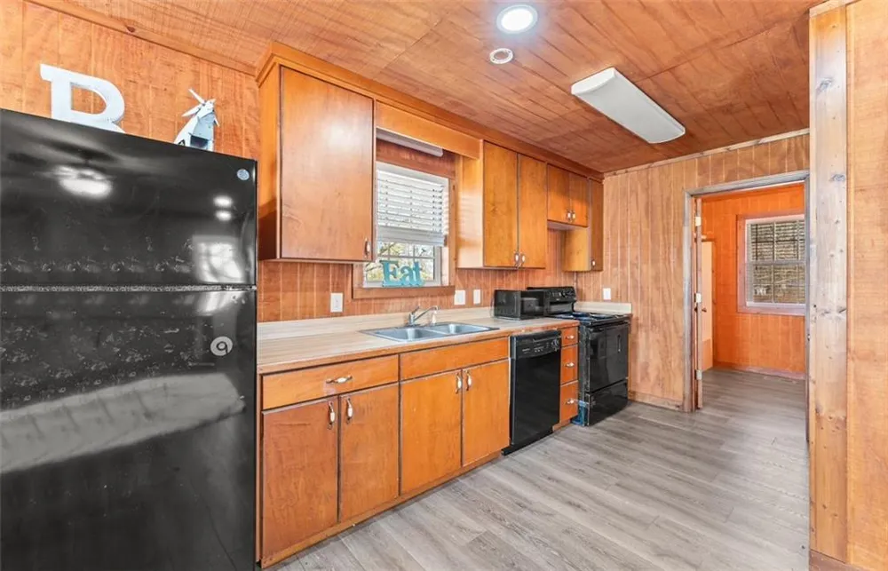 95 farmers academy Road Martin, GA 30557