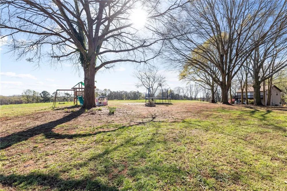 95 farmers academy Road Martin, GA 30557