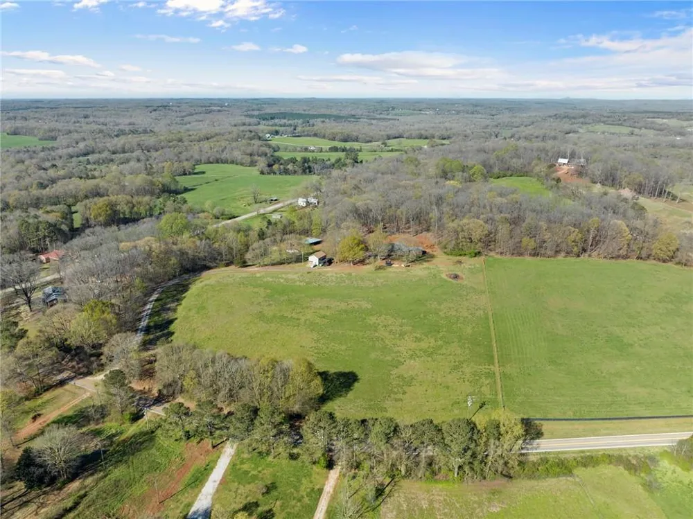 95 farmers academy Road Martin, GA 30557