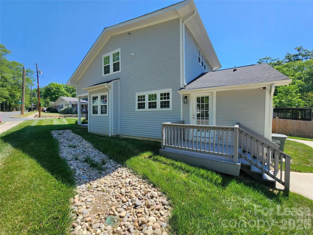 411 W 6th Avenue #A Gastonia, NC 28052