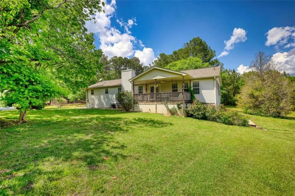 2643 Macedonia Road Franklin, GA 30217