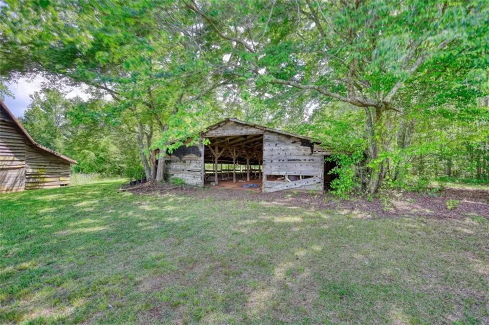 2643 Macedonia Road Franklin, GA 30217
