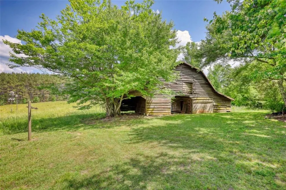 2643 Macedonia Road Franklin, GA 30217