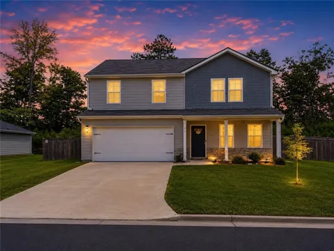 93 Oxford Lane