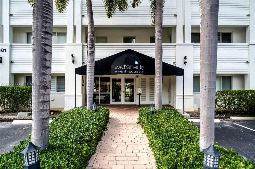 2881 NE 32nd St #111 Fort Lauderdale, FL 33306