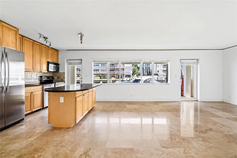 2881 NE 32nd St #111 Fort Lauderdale, FL 33306
