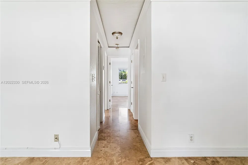 2881 NE 32nd St #111 Fort Lauderdale, FL 33306