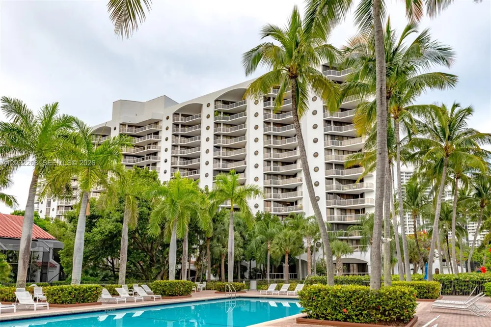 3610 Yacht Club Dr #511 Aventura, FL 33180