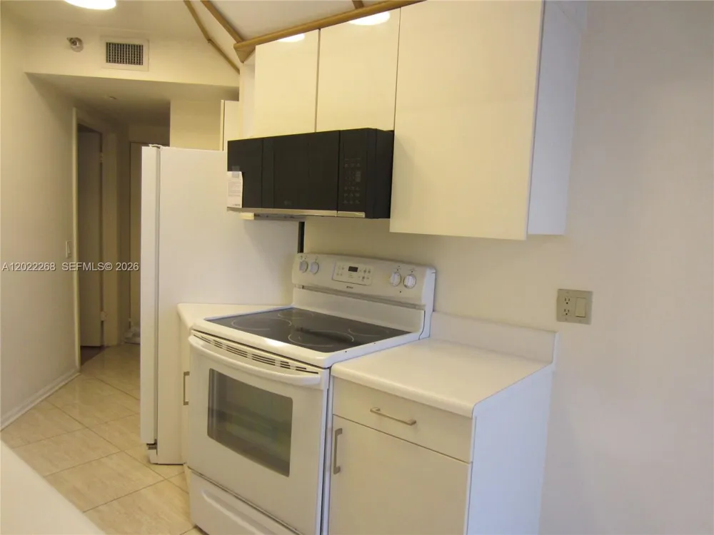 3610 Yacht Club Dr #511 Aventura, FL 33180