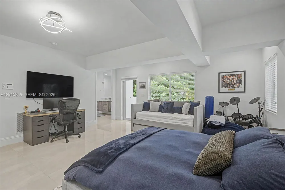 5790 SW 96th St Pinecrest, FL 33156
