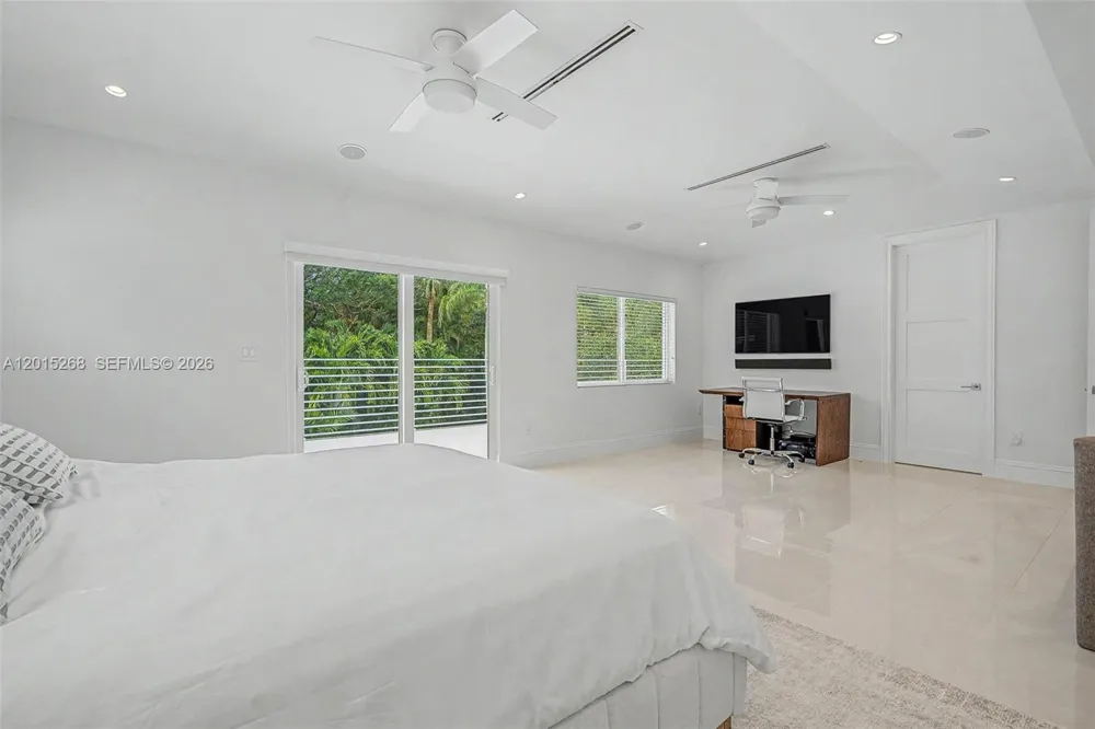 5790 SW 96th St Pinecrest, FL 33156