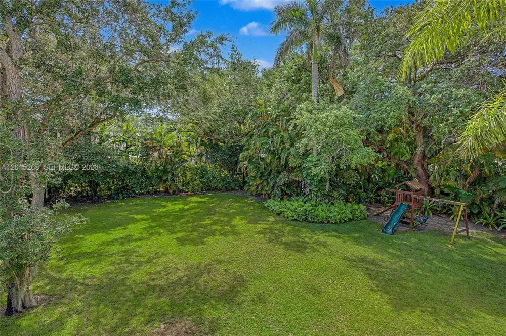 5790 SW 96th St Pinecrest, FL 33156