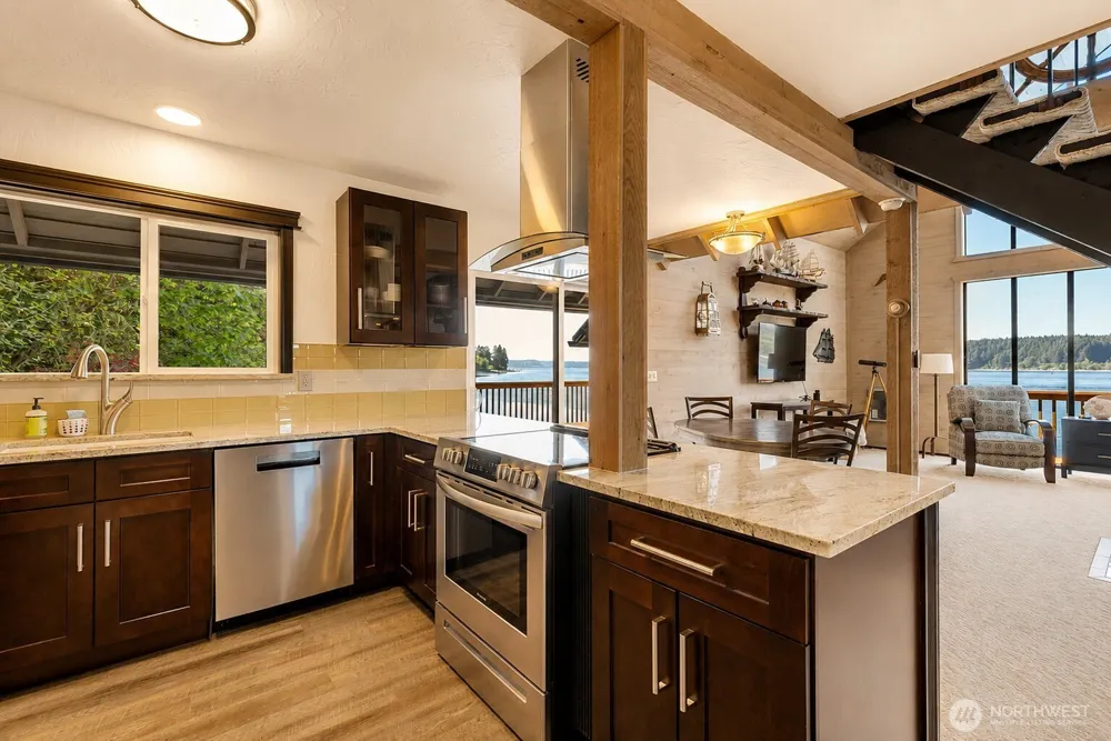 11901 Larson Road Anderson Island, WA 98303