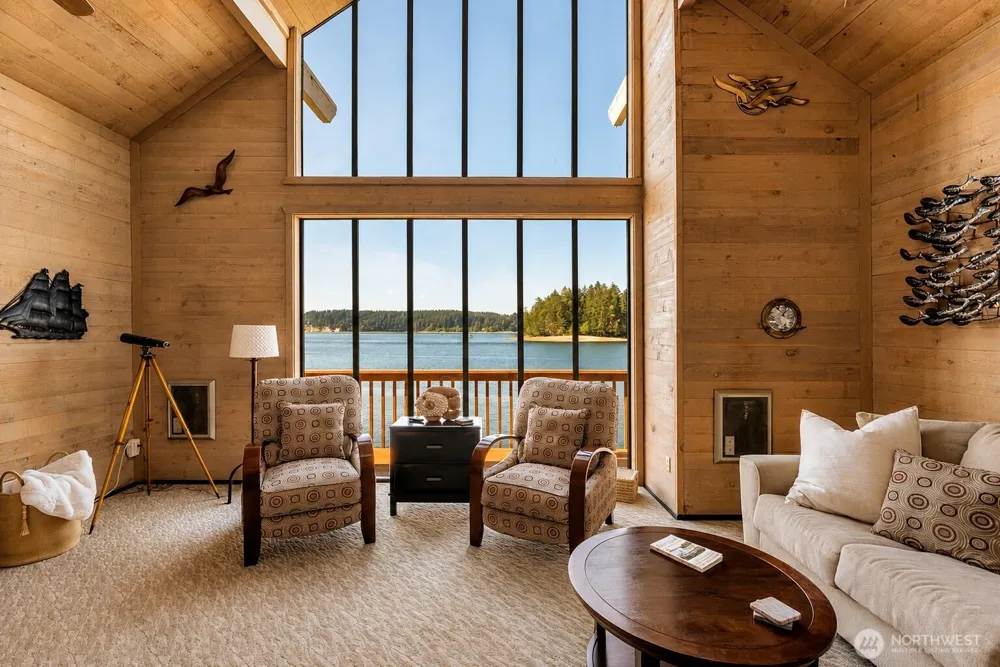 11901 Larson Road Anderson Island, WA 98303