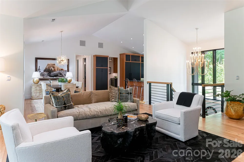 27 Tommy Ray Ridge Weaverville, NC 28787