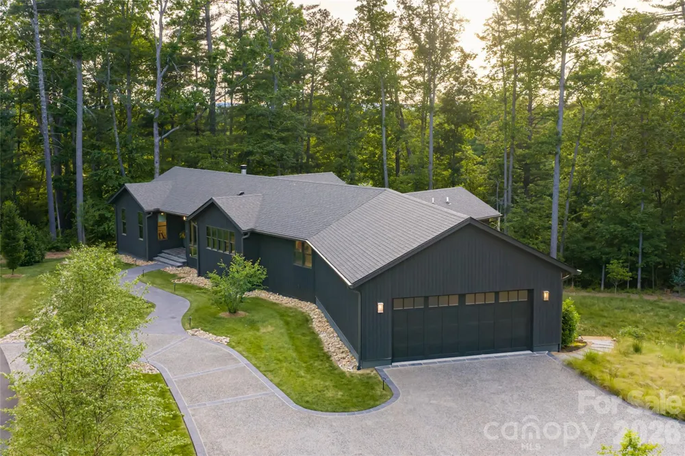 27 Tommy Ray Ridge Weaverville, NC 28787