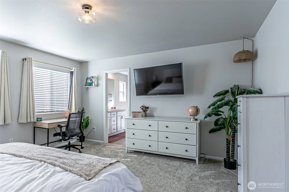 19904 135th Avenue E Graham, WA 98338