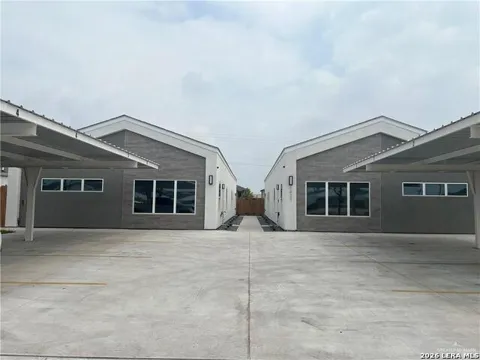 1421 Iris Avenue Unit 1