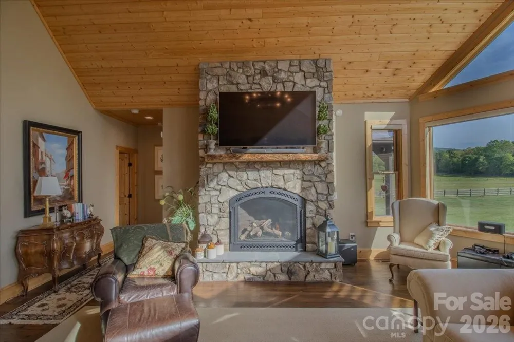 1083 Union Community Road Thurmond, NC 28683