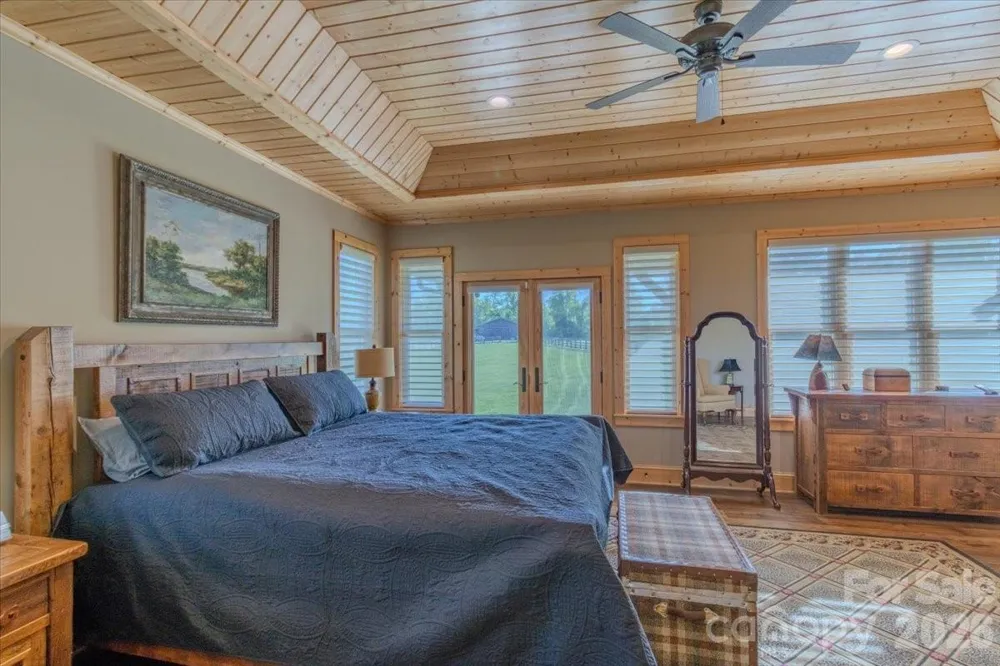 1083 Union Community Road Thurmond, NC 28683