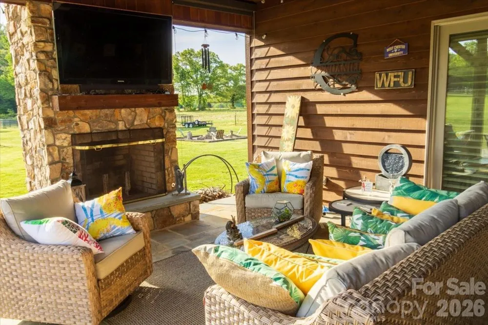 1083 Union Community Road Thurmond, NC 28683