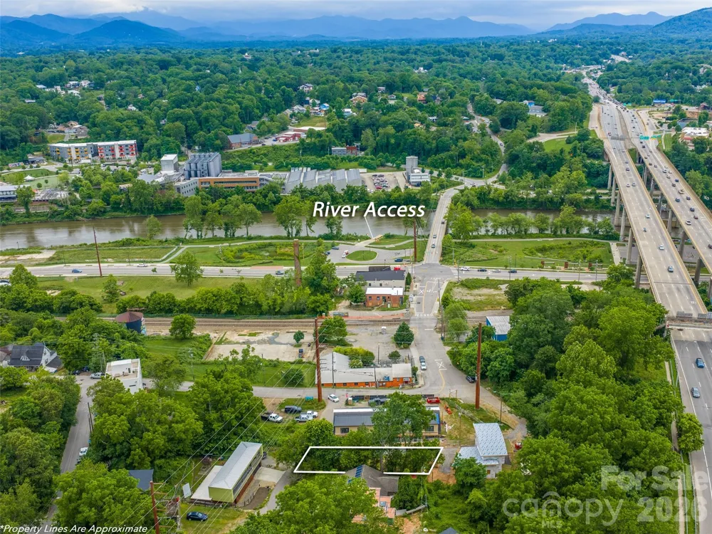 25 Trade Street Asheville, NC 28801
