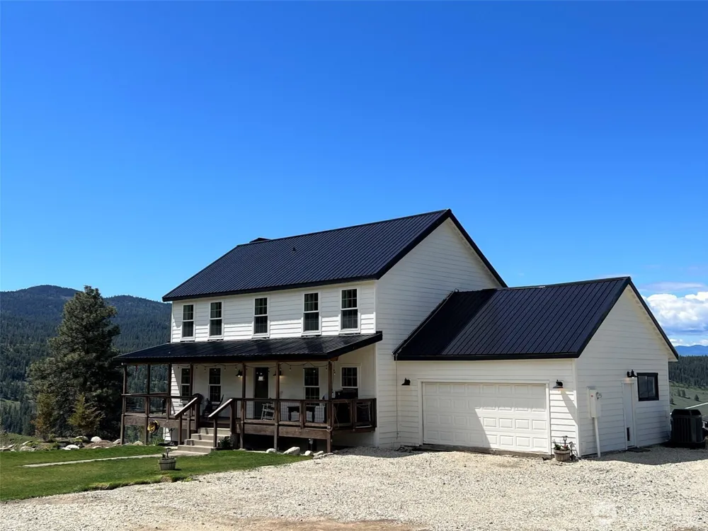 212 Nine Mile Road Oroville, WA 98844