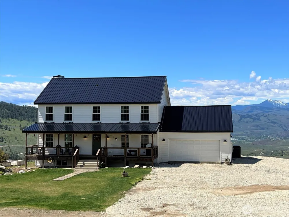 212 Nine Mile Road Oroville, WA 98844