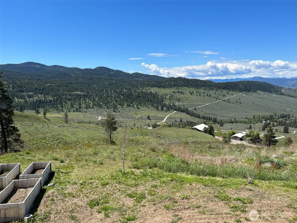 212 Nine Mile Road Oroville, WA 98844