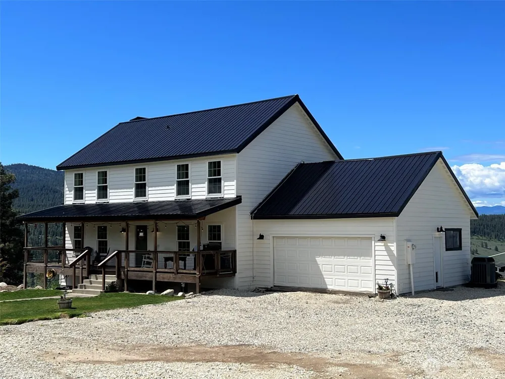 212 Nine Mile Road Oroville, WA 98844