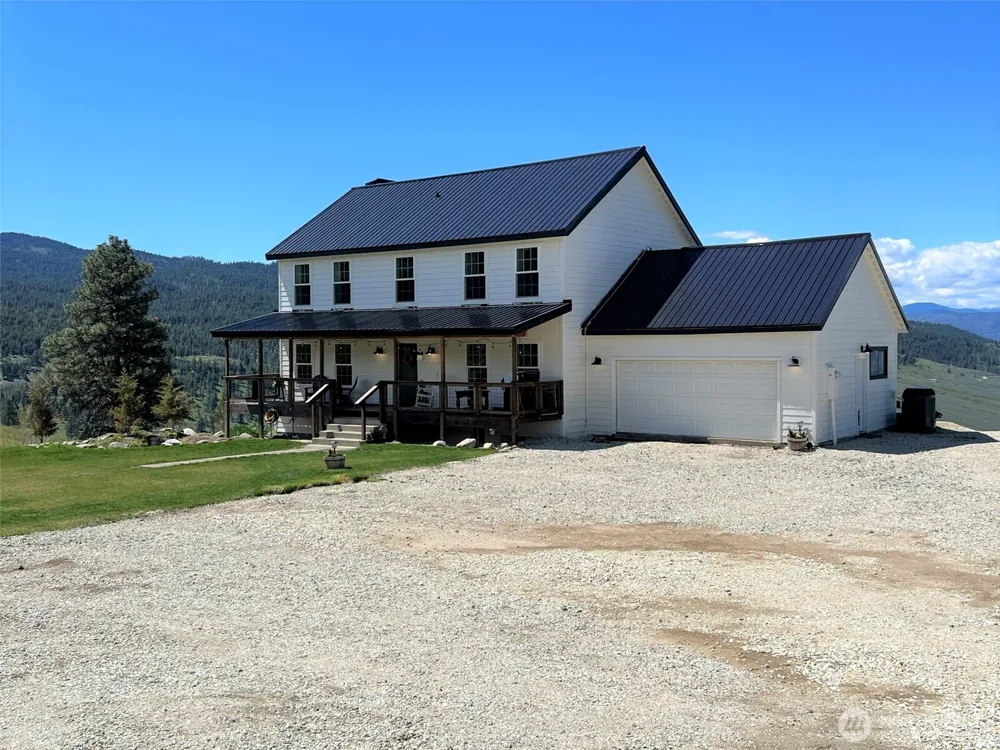 212 Nine Mile Road Oroville, WA 98844