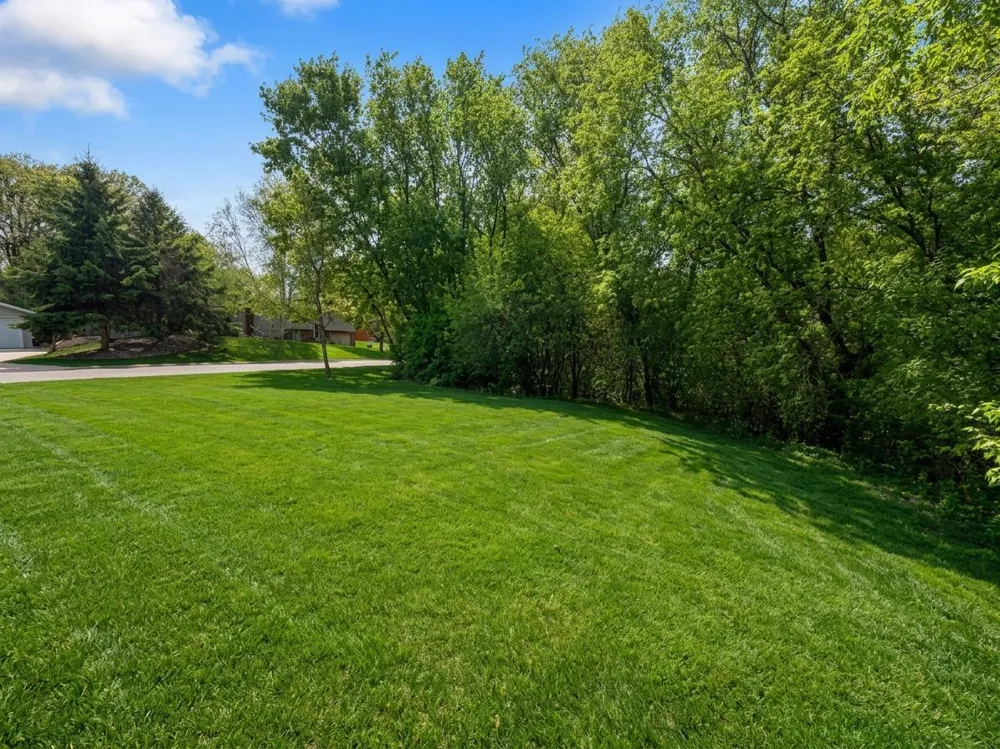202 W Everett Avenue Fergus Falls, MN 56537
