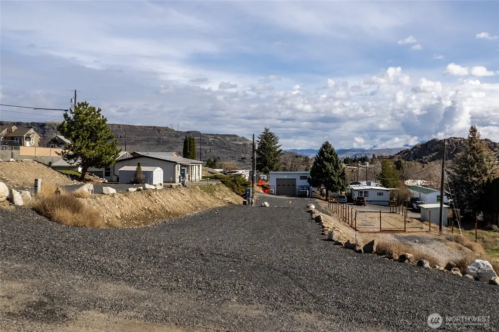 225 Lincoln Avenue Electric City, WA 99123