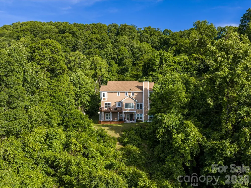 350 Vista Point Drive Weaverville, NC 28787