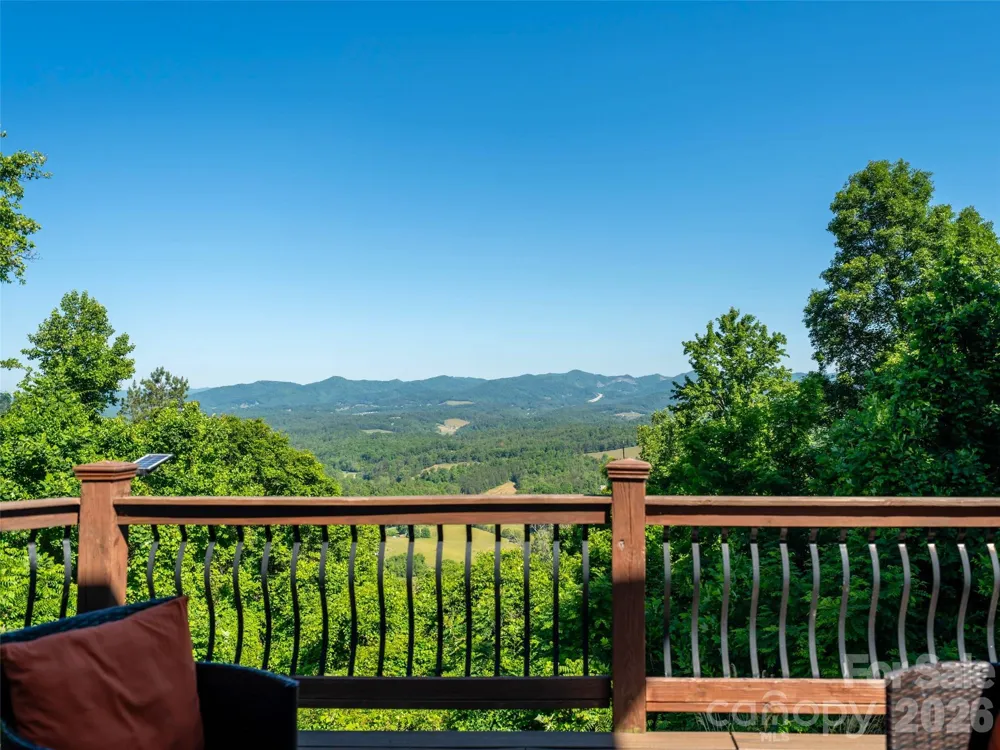 350 Vista Point Drive Weaverville, NC 28787