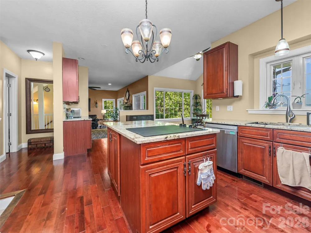 350 Vista Point Drive Weaverville, NC 28787