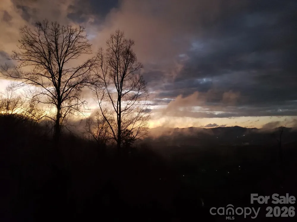 350 Vista Point Drive Weaverville, NC 28787