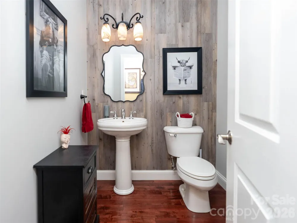 350 Vista Point Drive Weaverville, NC 28787